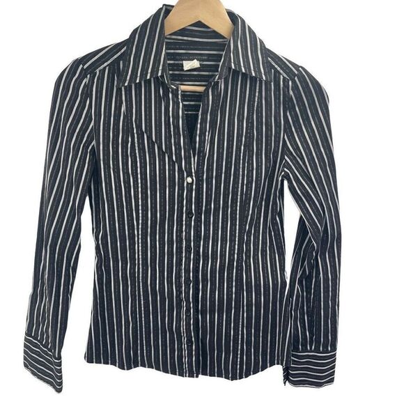 Zenana Outfitters Women's Button Down Dress Shirt Top Stripes Black Size Small - Picture 1 of 9